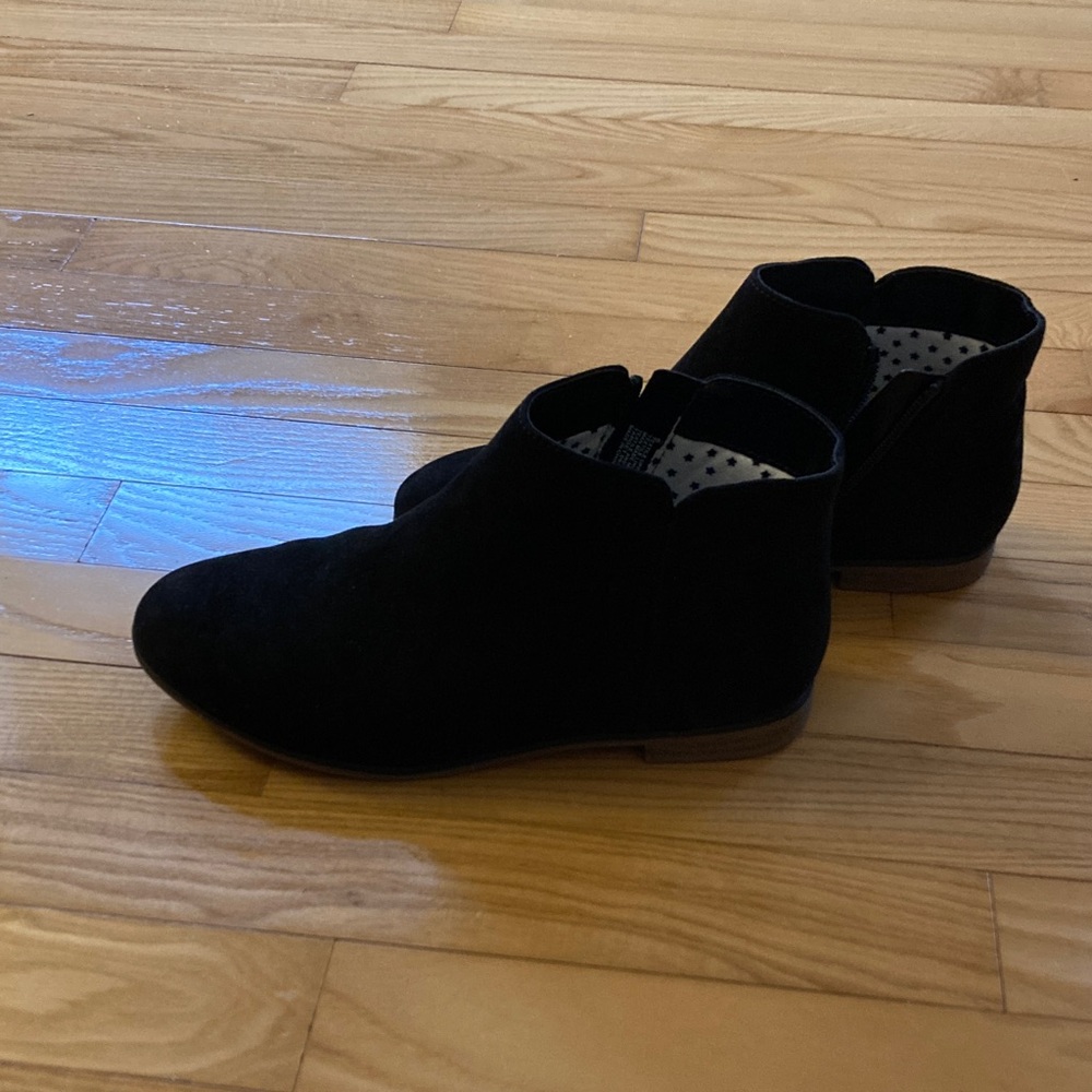 Cat & Jack Black Ankle Booties